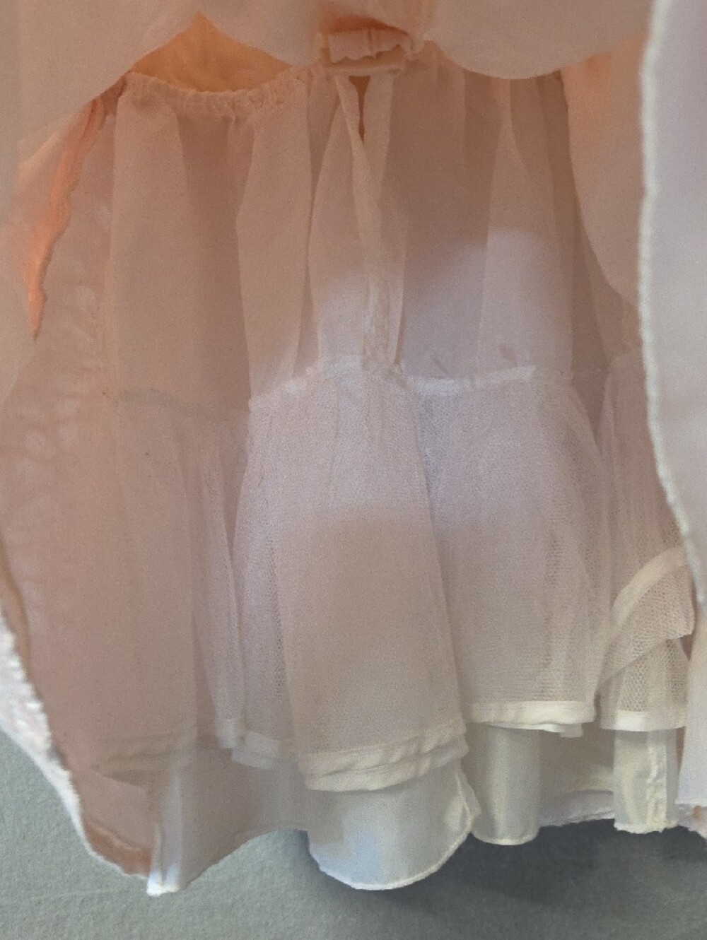 Girls' Lace Embroidered Pink Party Dress with Cap Sleeves - Picture 5 of 7